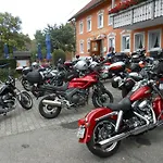 Landgasthof Schutzen Hotel Tengen