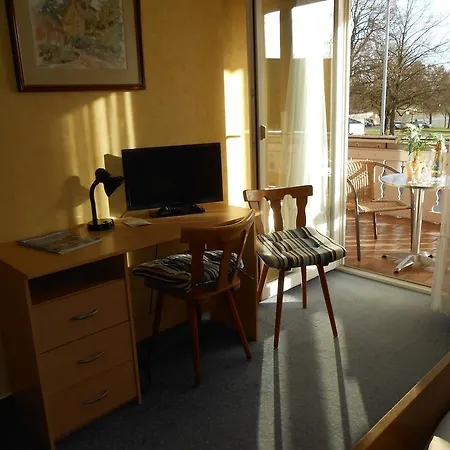 Landgasthof Schutzen Szálloda 2*