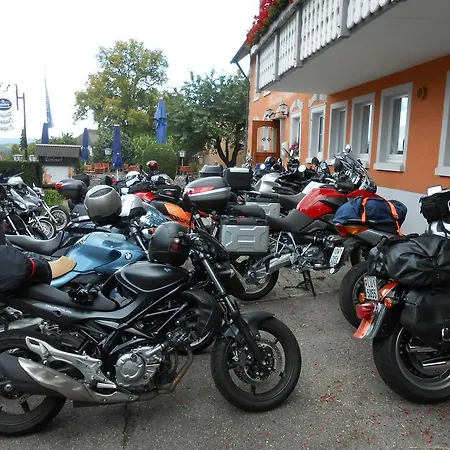 Szálloda Landgasthof Schutzen