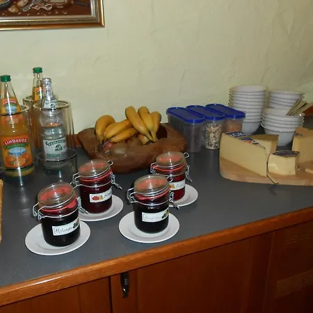 Landgasthof Schutzen מלון